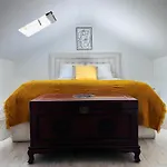 Casa Do Largo Da Fogueira Апартаменты *